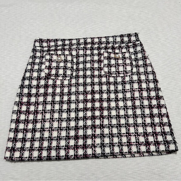 Anthropologie Dresses & Skirts - Anthropologie Maison D' Amelie Paris Skirt size 10 White/Black/Pink Tweed